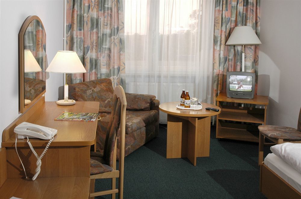 Hotel Gromada Medical Spa Busko-Zdrój Exterior foto